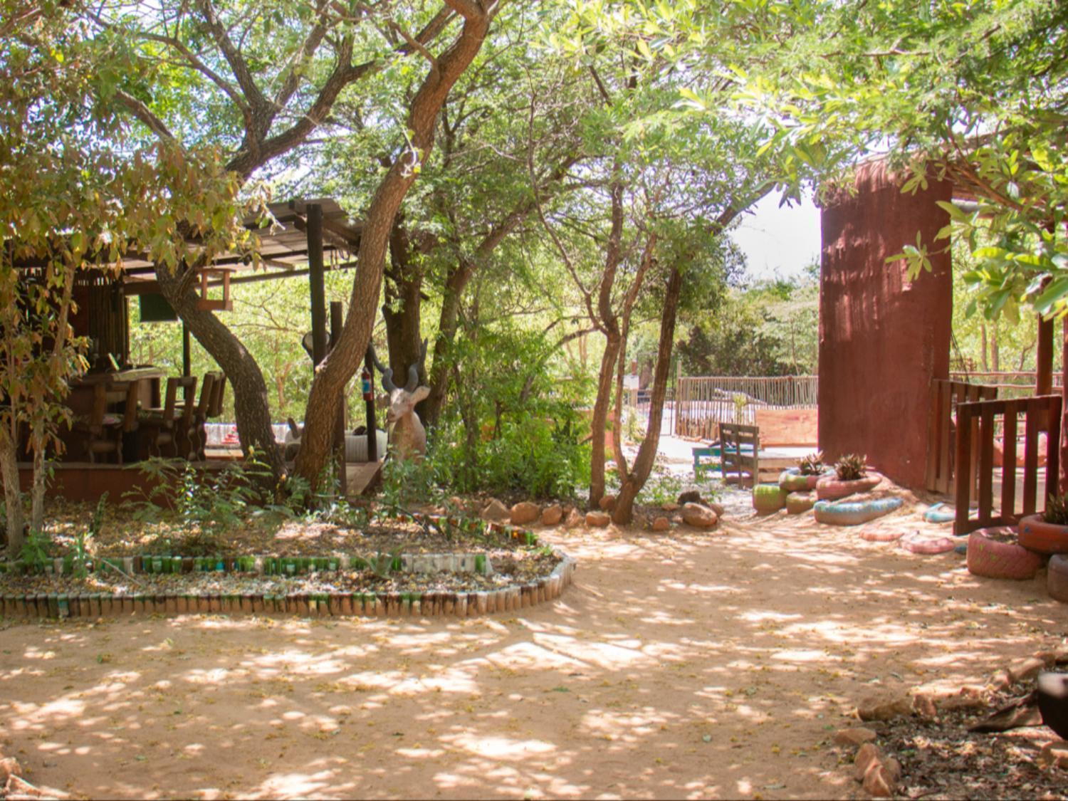 Shik Shack Backpackers